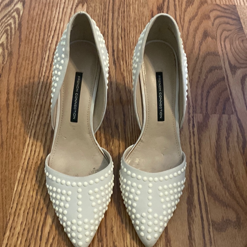 Suede Pumps